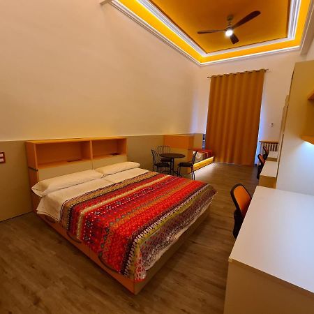 Apartaments Vicus 3 Con Vistas A La Plaza Mayor De Vic Exteriér fotografie